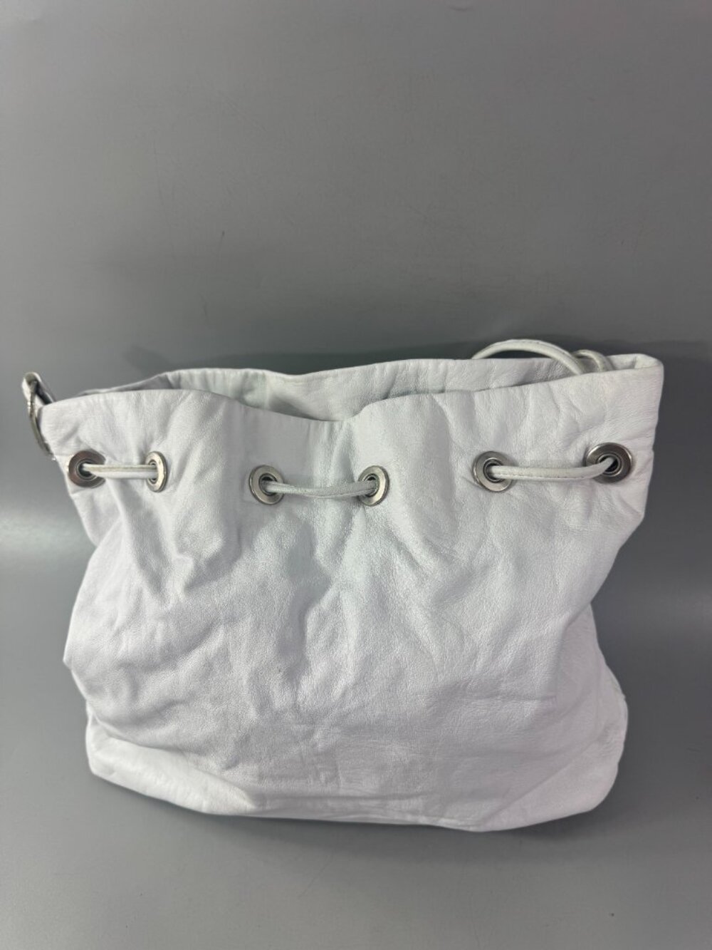 Neto White Leather Drawstring Shoulder Purse - Picture 7 of 14